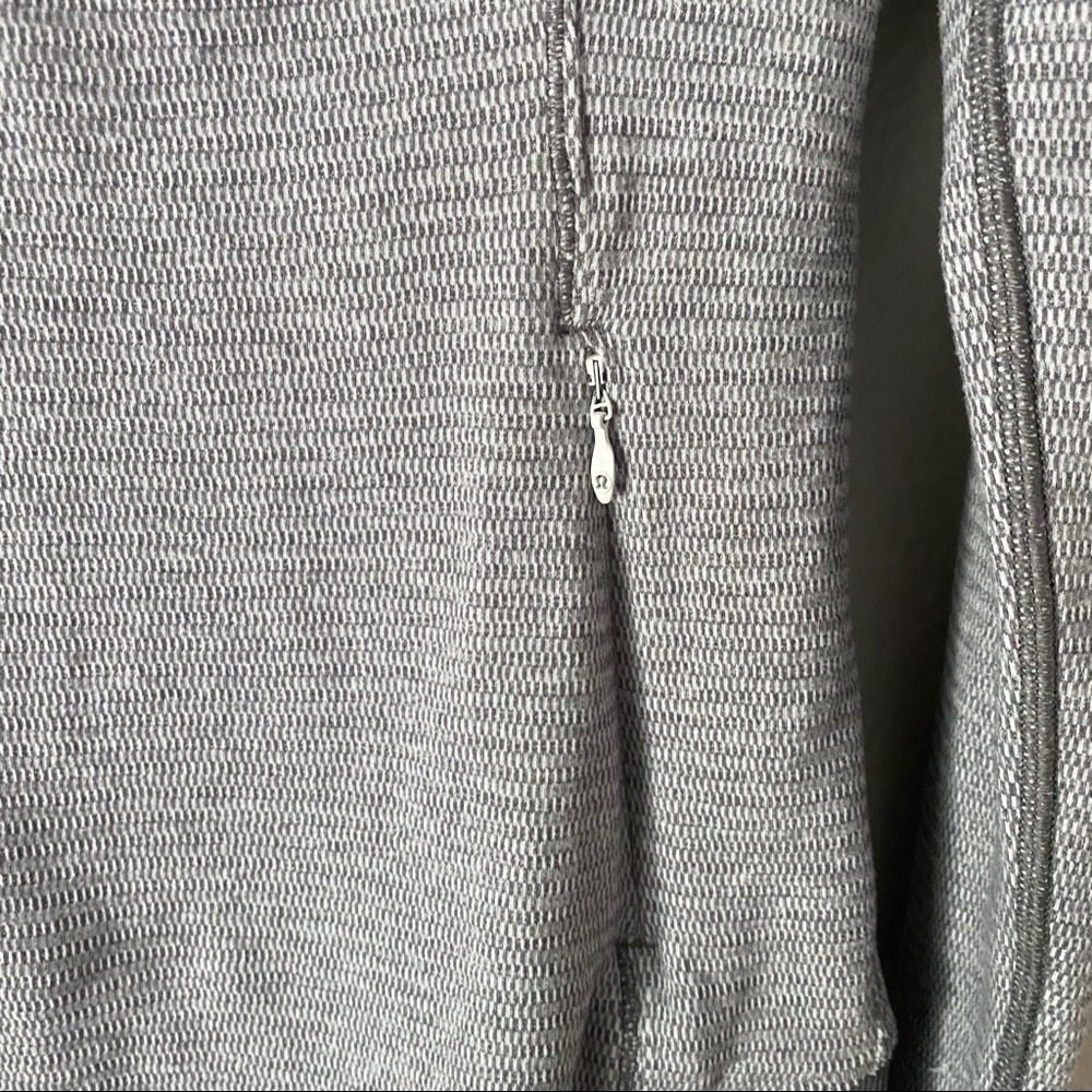 Lululemon Runderful Gray Pull Over Jacket 2 - Picture 6 of 10